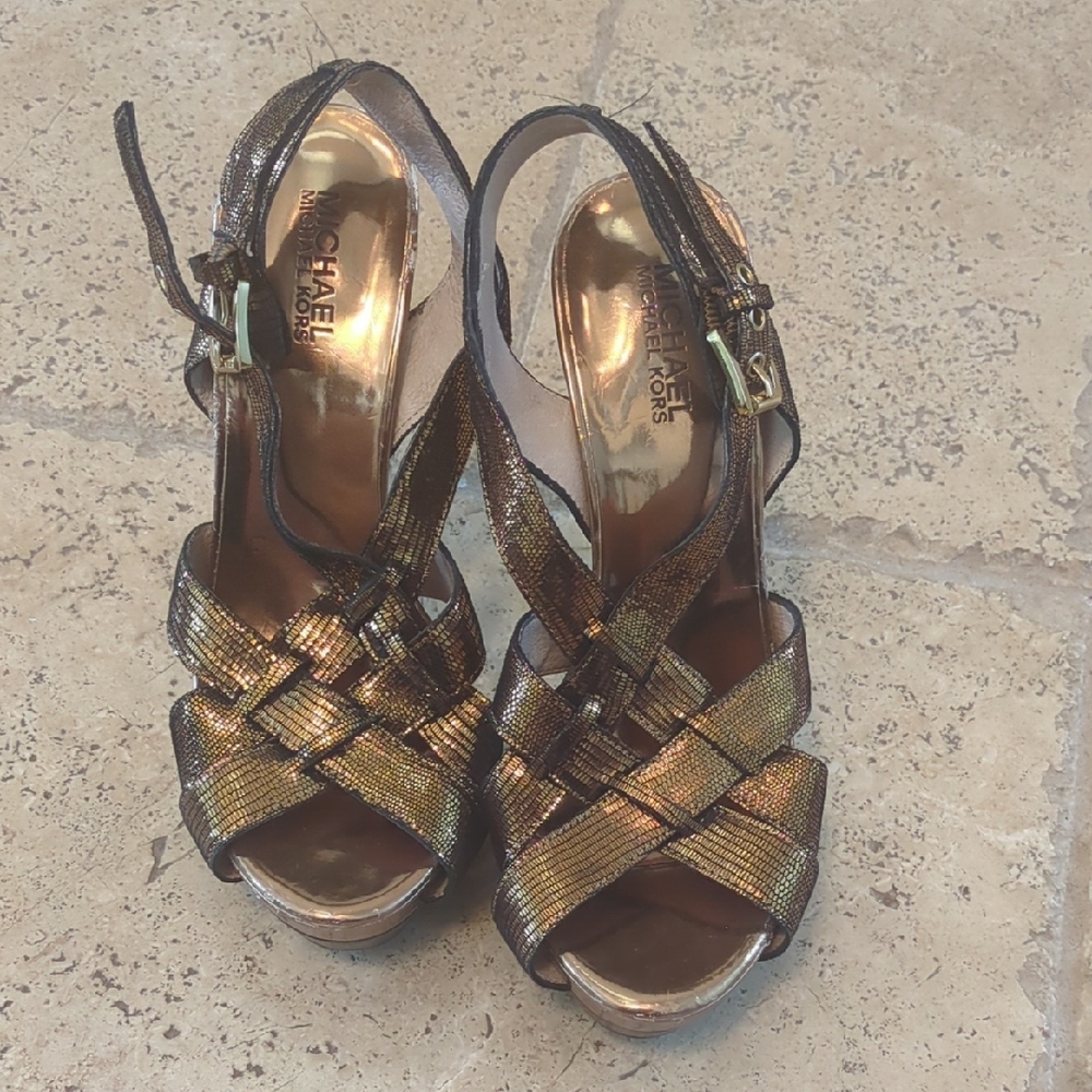 Michael Kors Gold Heeled Sandals with Criss-Cross Design Size 8 Womens